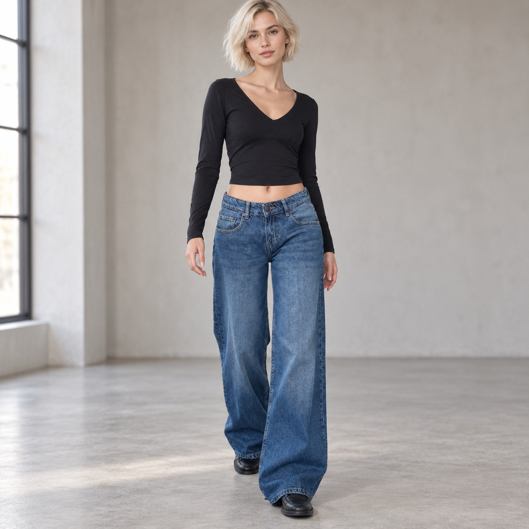 Women’s Relaxed Wide Leg Washed Jeans