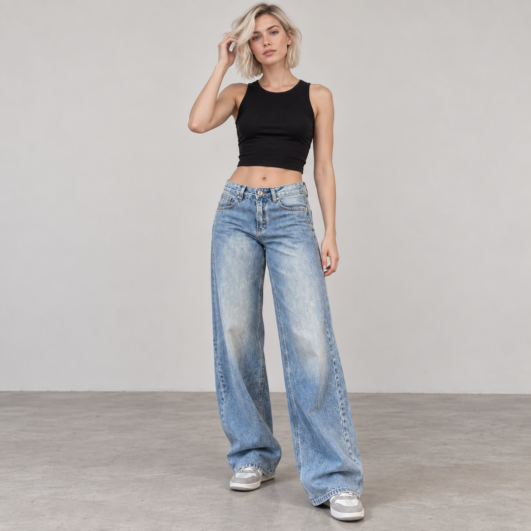 Women’s Relaxed Wide Leg Washed Jeans