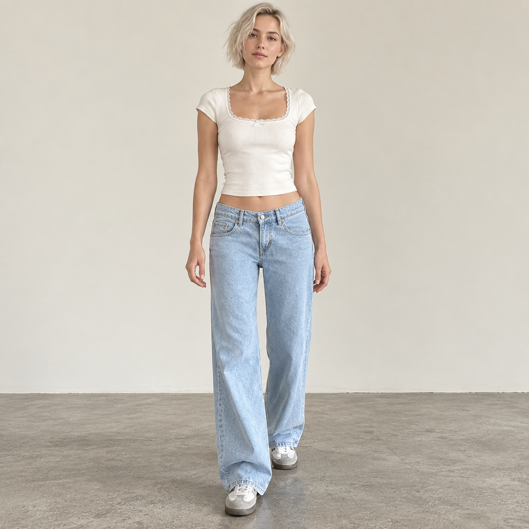 Women’s Relaxed Wide Leg Washed Jeans